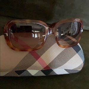 Burberry Sunglasses (never worn) with case